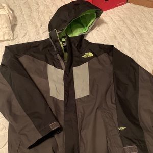 North face boys wind breaker hooded